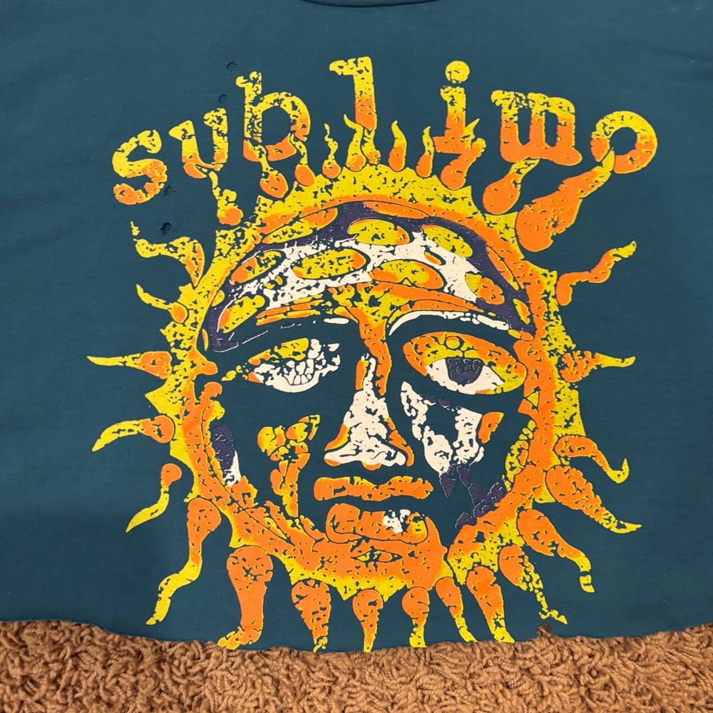 Sublime Cropped Graphic Tee - Picture 2 of 3